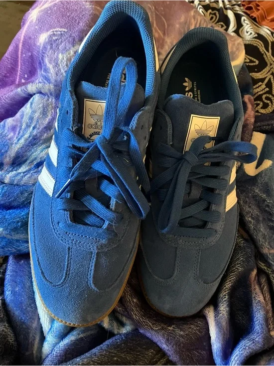 Men’s Adidas Suede Blue Sambas Size 8.5 - Picture 2 of 4